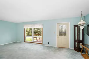 407 Kelly Cir, Duluth, MN 55811 - Photo 2