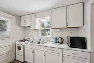 4000 Sheridan Ave N, Minneapolis, MN 55412 - Photo 10