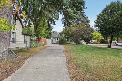 4000 Sheridan Avenue N, Minneapolis, MN 55412 - Photo 20