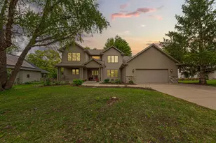 1508 Lockwood Dr, Northfield, MN 55057 - Photo 2