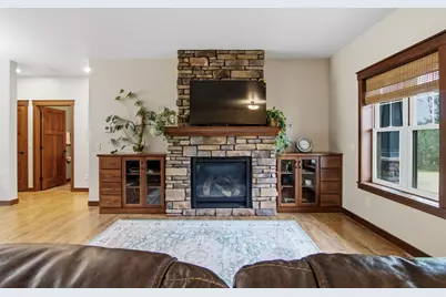N1833 980th Street, Eau Claire, WI 54701 - Photo 2