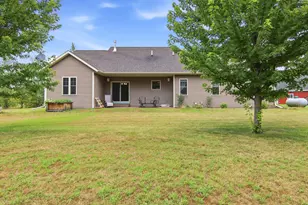 N1833 980th St, Eau Claire, WI 54701 - Photo 36