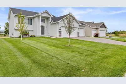 133 Terning Way, Howard Lake, MN 55349 - Photo 2