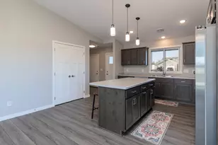1710 Maple Leaf Ln, Litchfield, MN 55355 - Photo 2