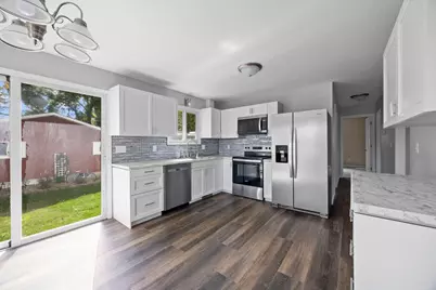 630 3rd Avenue NE, Milaca, MN 56353 - Photo 2