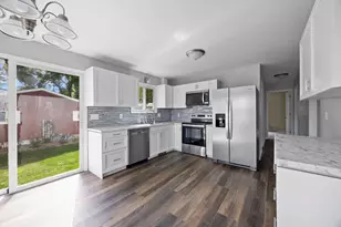 630 3rd Ave NE, Milaca, MN 56353 - Photo 2