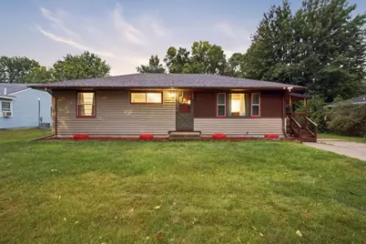 1020 Becker Avenue SE, Willmar, MN 56201 - Photo 1