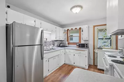 121 W Race Avenue, Elmwood, WI 54740 - Photo 6