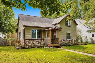 121 W Race Ave, Elmwood, WI 54740 - Photo 2