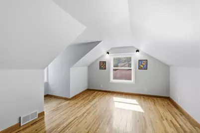 1805 Oakview Lane N, Plymouth, MN 55441 - Photo 22