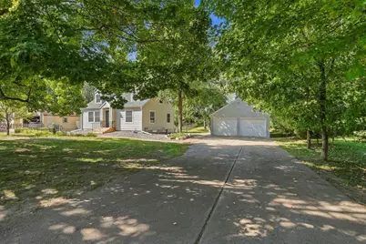 1805 Oakview Lane N, Plymouth, MN 55441 - Photo 38