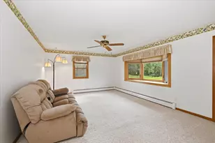 4331 E 3rd St, Superior, WI 54880 - Photo 8