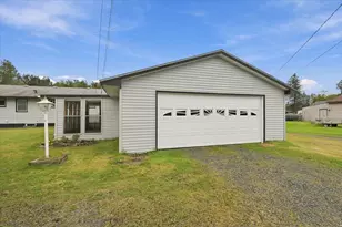 4331 E 3rd St, Superior, WI 54880 - Photo 26