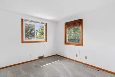 1639 Chamber Street, Saint Paul, MN 55106 - Photo 16