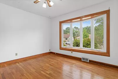 1639 Chamber Street, Saint Paul, MN 55106 - Photo 10