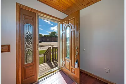 218 W 3rd Street, Fairmont, MN 56031 - Photo 2