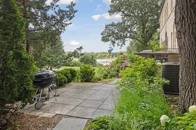2308 W Lake Of The Isles Parkway, Minneapolis, MN 55405 - Photo 50