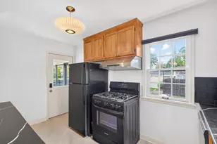 4430 Oliver Ave N, Minneapolis, MN 55412 - Photo 8