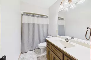 2253 Charles Street N, North Saint Paul, MN 55109 - Photo 8