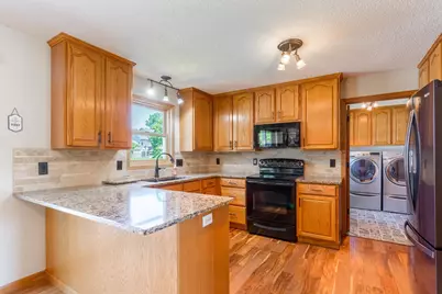 247 Pendryn Hill Circle, Woodbury, MN 55125 - Photo 30