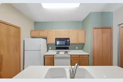 14172 Plymouth Avenue #28, Burnsville, MN 55337 - Photo 8