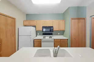14172 Plymouth Ave, Burnsville, MN 55337 - Photo 8