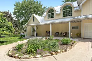 206 5th St S, Bayport, MN 55003 - Photo 4