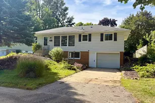 2034 24th St NW, Rochester, MN 55901 - Photo 2