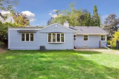 1947 Yorkshire Court, Saint Paul, MN 55116 - Photo 38