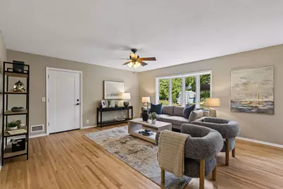 1947 Yorkshire Court, Saint Paul, MN 55116 - Photo 12