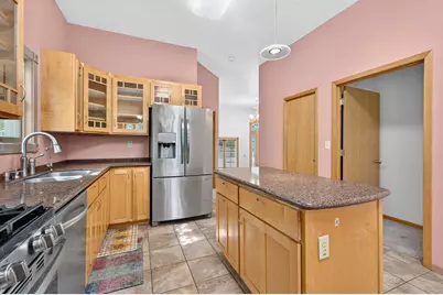 412 Hazel Street N, Saint Paul, MN 55119 - Photo 14