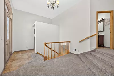 412 Hazel Street N, Saint Paul, MN 55119 - Photo 6