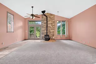 412 Hazel St N, Saint Paul, MN 55119 - Photo 18