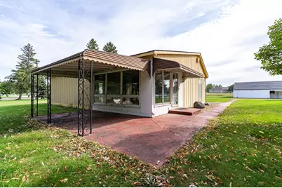 707 McKinley Street SE, Fertile, MN 56540 - Photo 40