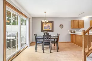 4068 Wilshire Cir, Shoreview, MN 55126 - Photo 10