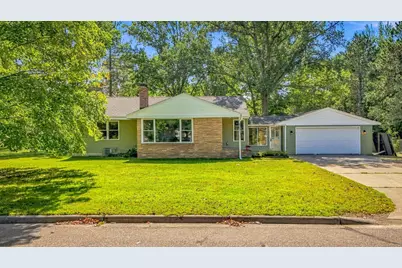 607 Fair Avenue W, Mora, MN 55051 - Photo 2
