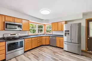 607 Fair Ave W, Mora, MN 55051 - Photo 10