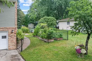 402 N Minnesota St, Marshall, MN 56258 - Photo 54