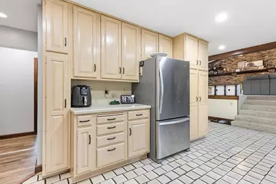 402 N Minnesota Street, Marshall, MN 56258 - Photo 10