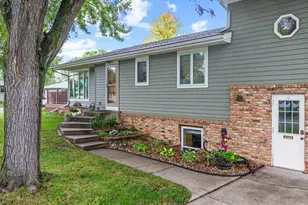 402 N Minnesota St, Marshall, MN 56258 - Photo 52