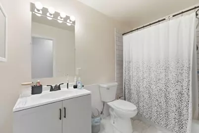 3155 Old Highway 8 #203, Roseville, MN 55418 - Photo 14