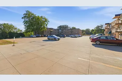 3155 Old Highway 8 #203, Roseville, MN 55418 - Photo 20
