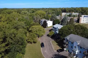 220 Hallam Ave S, Mahtomedi, MN 55115 - Photo 4