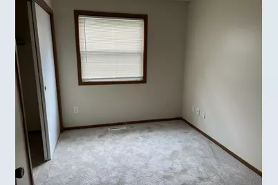 220 Hallam Avenue S, Mahtomedi, MN 55115 - Photo 16