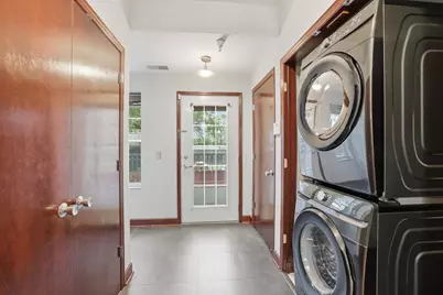 312 E 18th Street, Minneapolis, MN 55404 - Photo 10