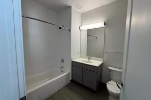 1369 Spruce Pl, Minneapolis, MN 55403 - Photo 32