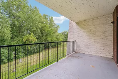 2445 Londin Lane E #202, Maplewood, MN 55119 - Photo 24