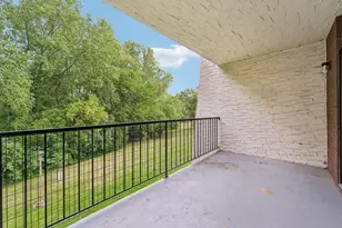 2445 Londin Ln E, Maplewood, MN 55119 - Photo 24