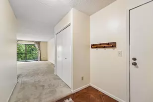 2445 Londin Ln E, Maplewood, MN 55119 - Photo 8