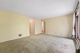 2445 Londin Ln E, Maplewood, MN 55119 - Photo 20